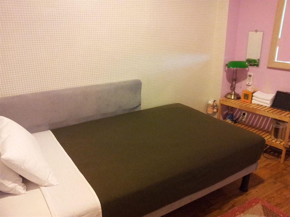 Backpackers In Jeju City Center מראה חיצוני תמונה