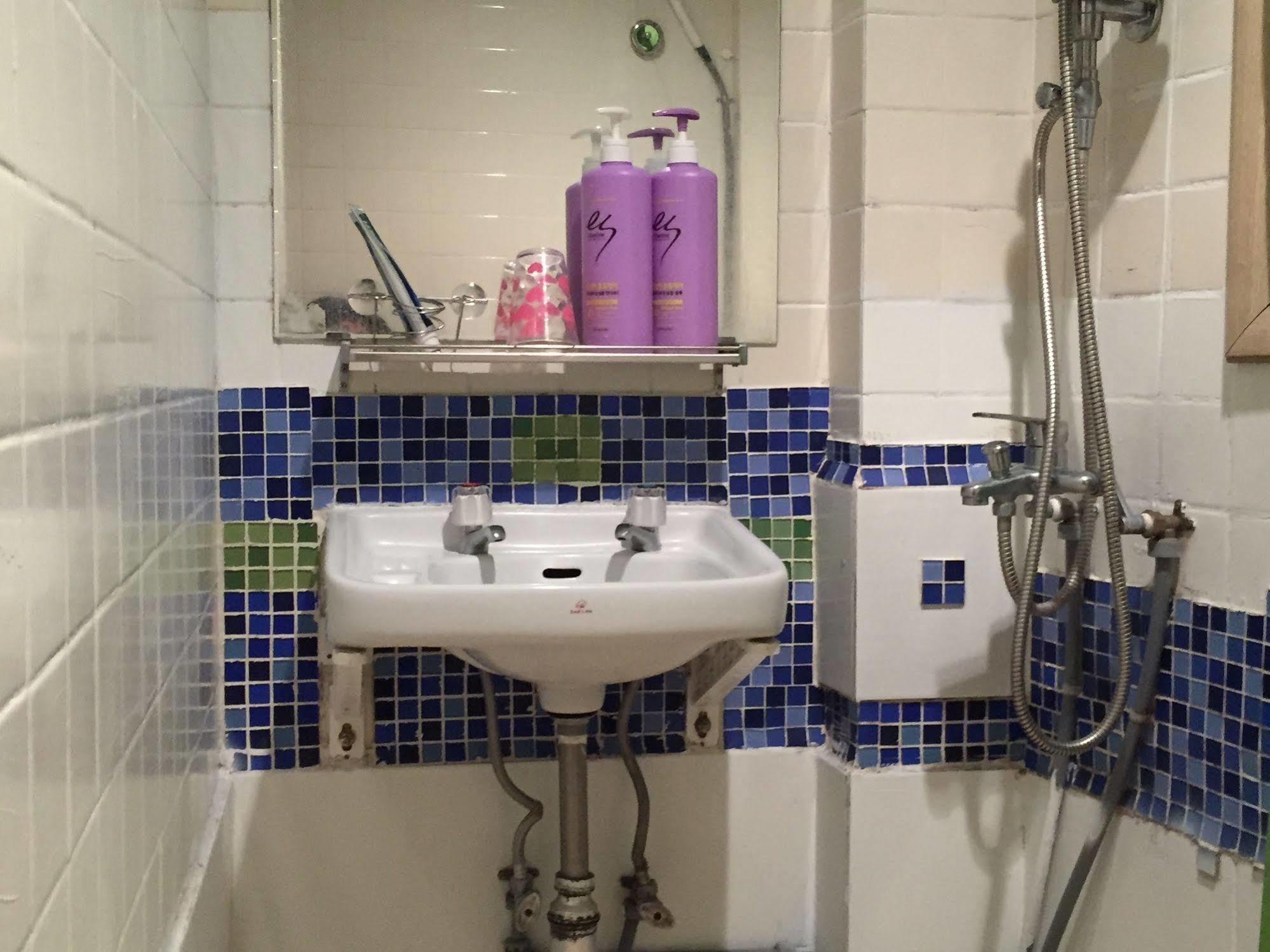 Backpackers In Jeju City Center מראה חיצוני תמונה